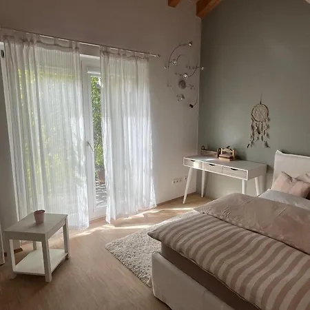 Schoenes Haus Mit 3 Schlafzimmern - Bis Zu 6 Personen Vila