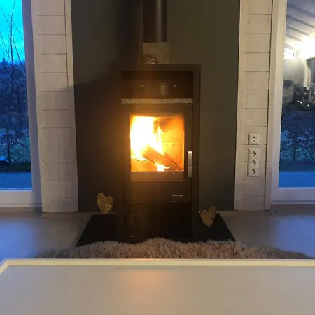 Schoenes Haus Mit 3 Schlafzimmern - Bis Zu 6 Personen Vila *
