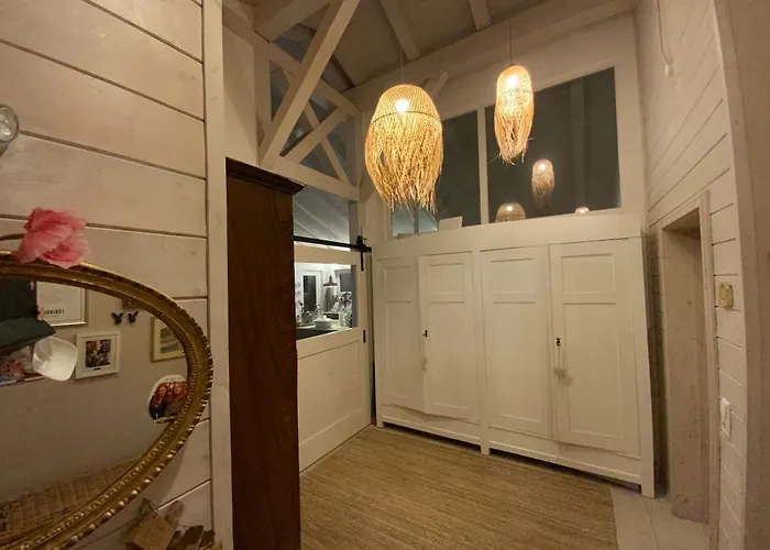 Villa Schoenes Haus Mit 3 Schlafzimmern - Bis Zu 6 Personen