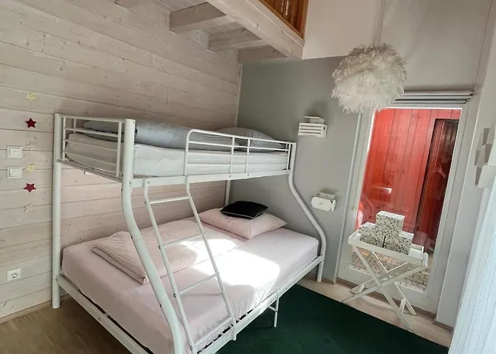 Schoenes Haus Mit 3 Schlafzimmern - Bis Zu 6 Personen Villa